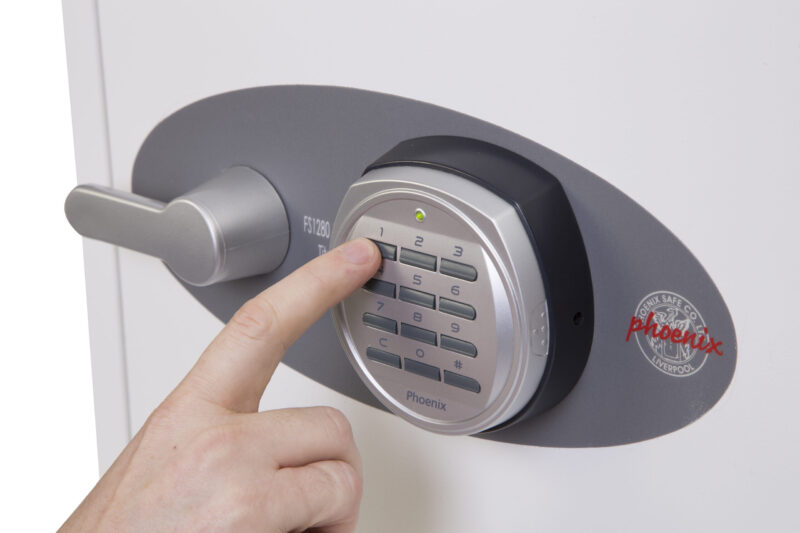 Ignix Titan Fire & Security Safe - Image 7